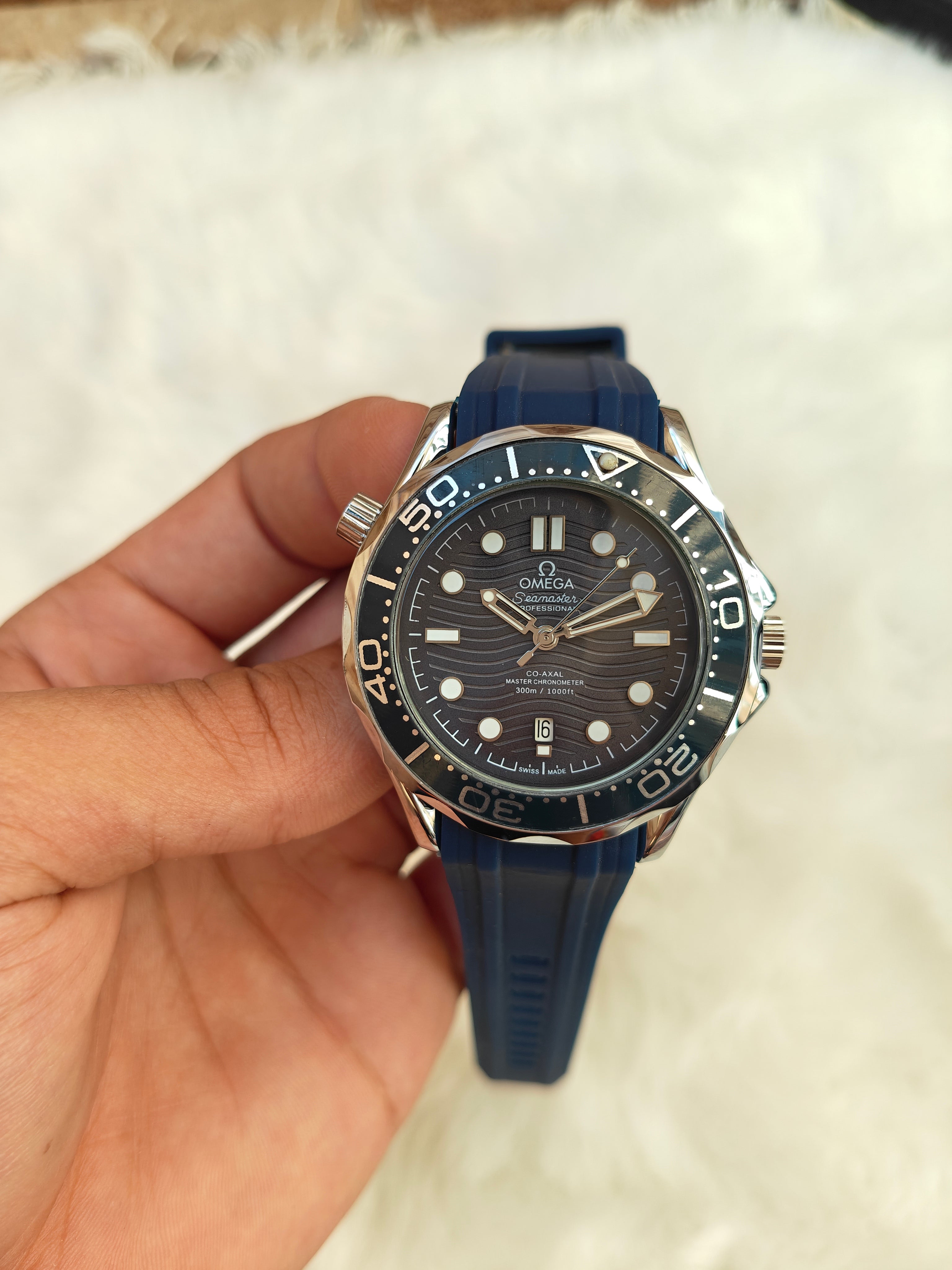 OMG Seamaster Diver – Classic Blue Rubber Edition