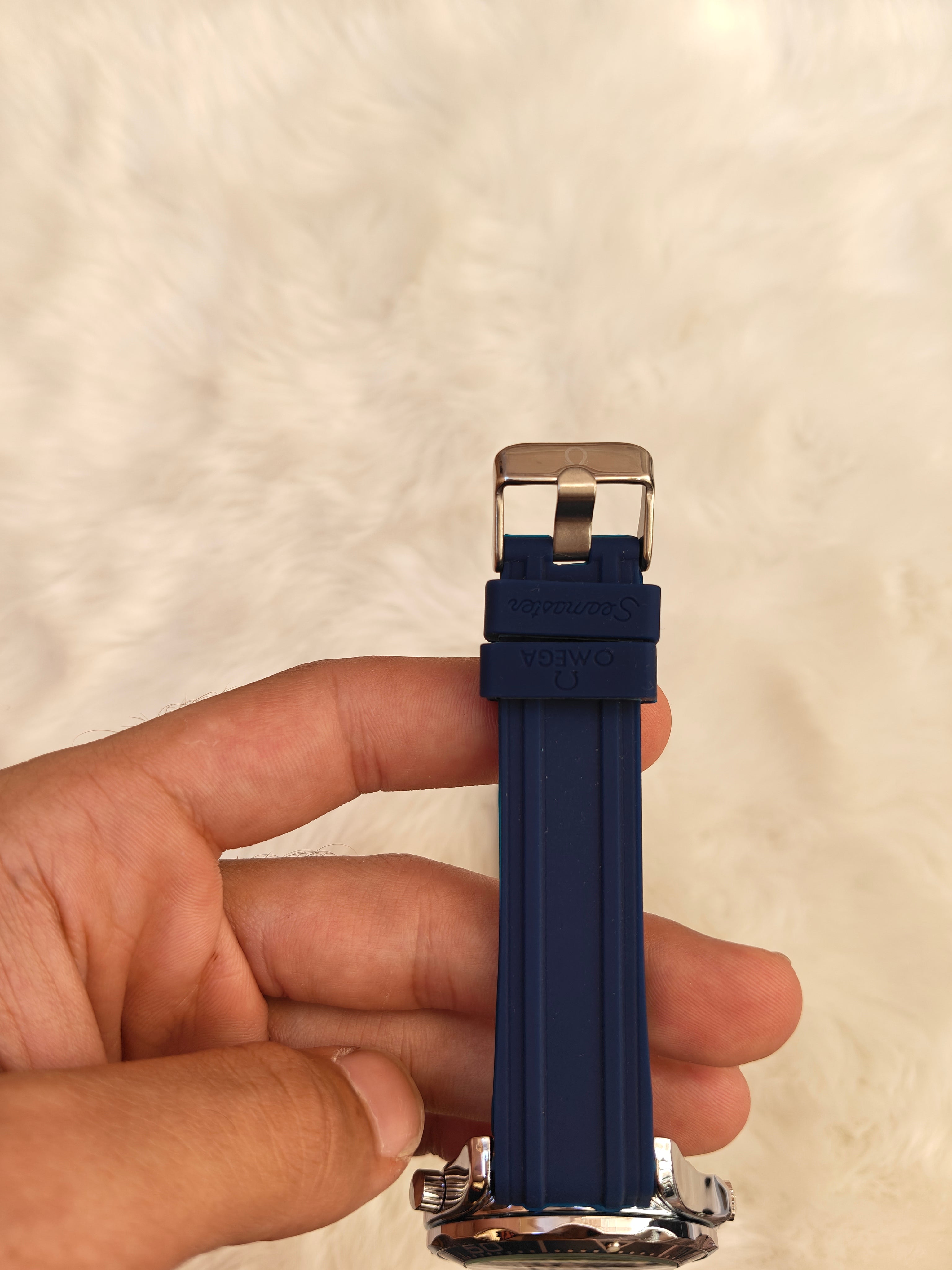 OMG Seamaster Diver – Classic Blue Rubber Edition