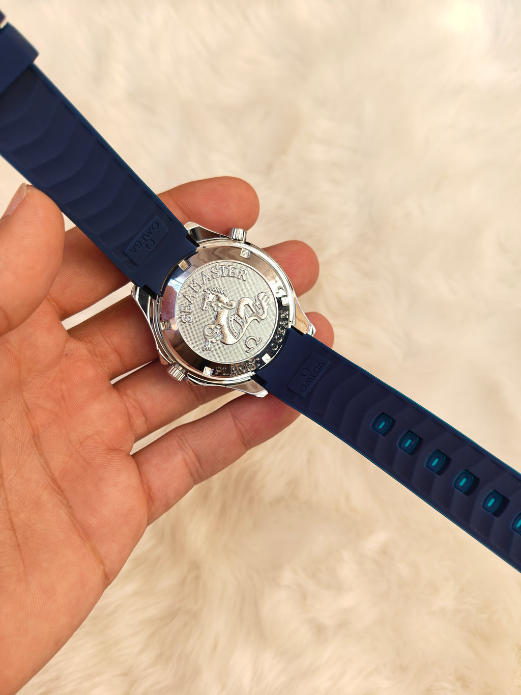 OMG Seamaster Diver – Classic Blue Rubber Edition