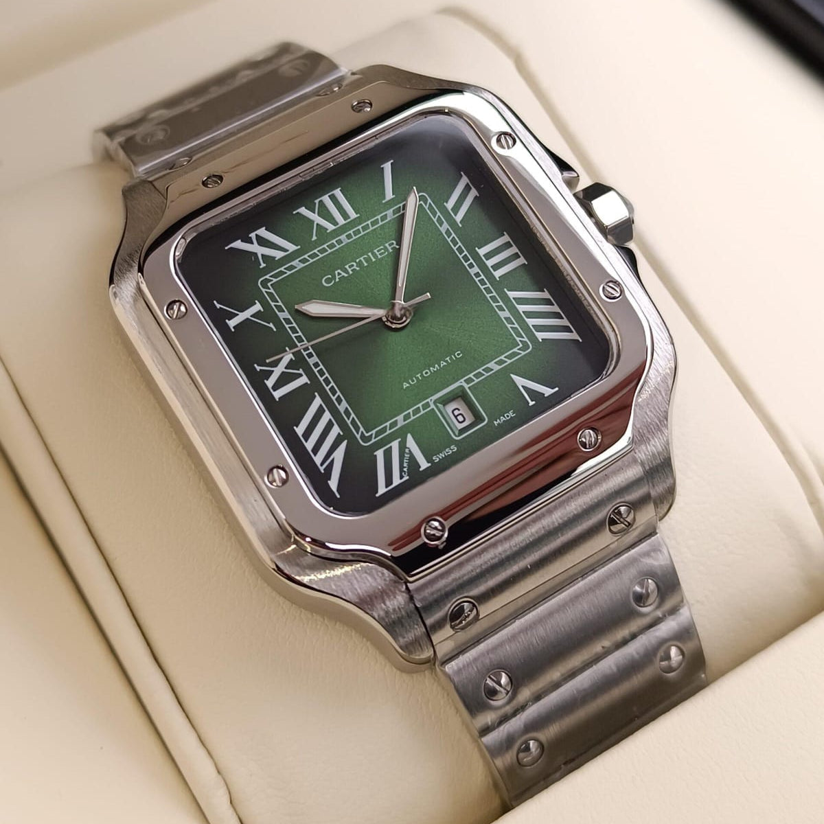 Santos de Cartier Silver frame Quartz Green dial