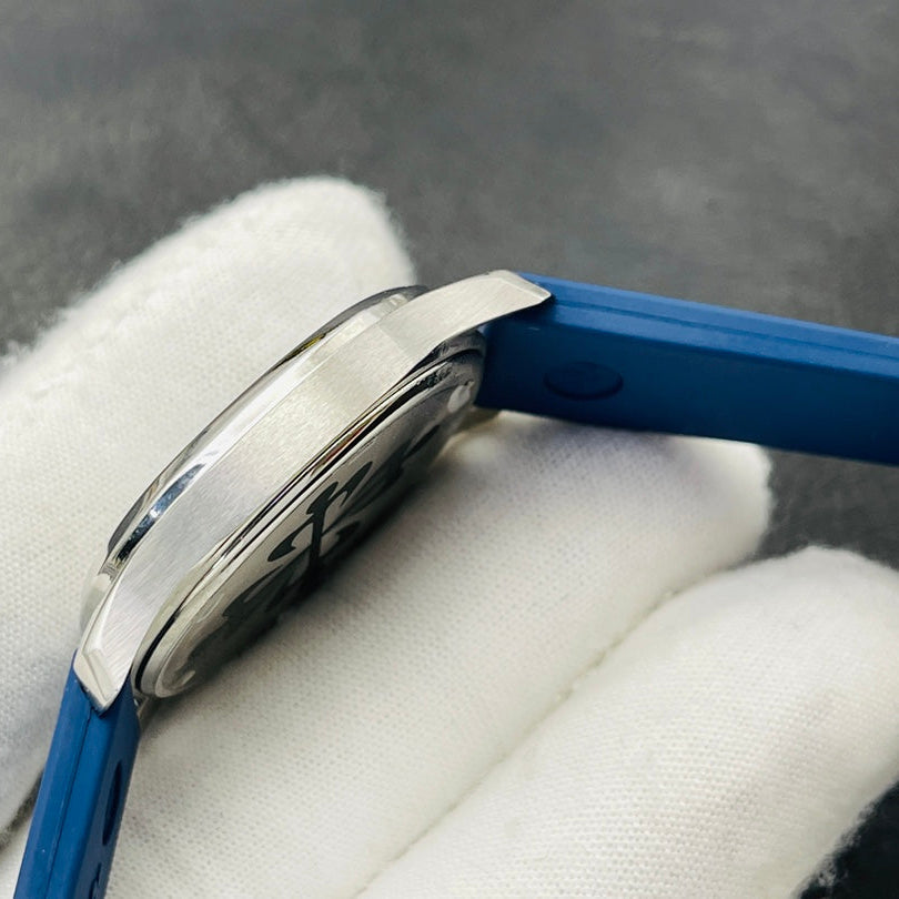 Patek Philippe Aquanaut Luce Silver, Blue strap with Blue dial