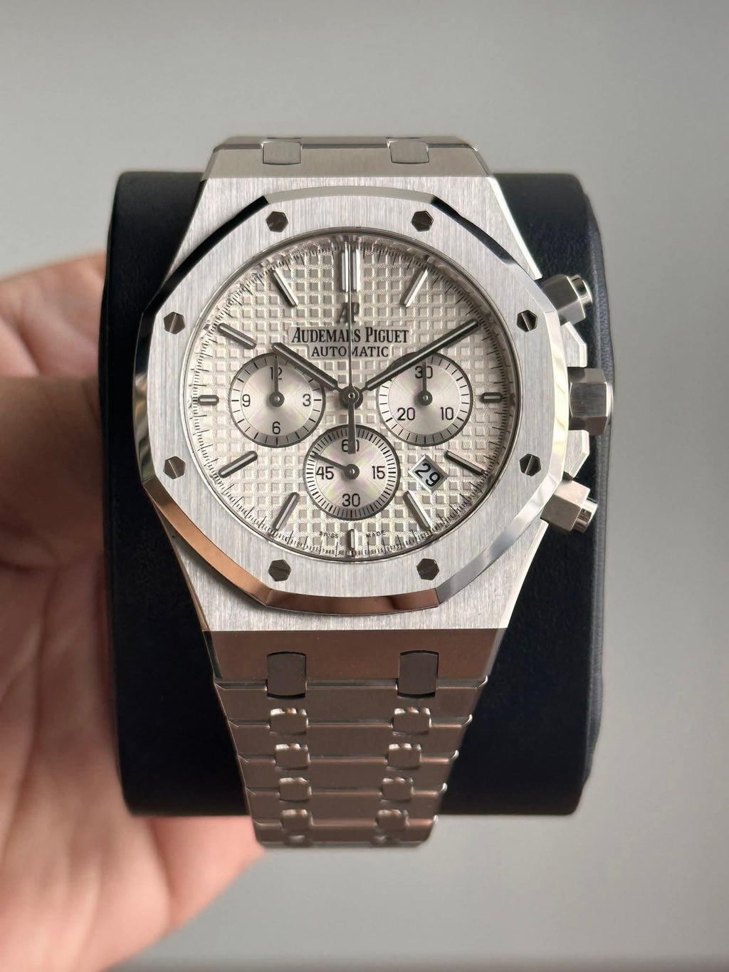 AP Royal Oak Quartz Chronograph White Dial