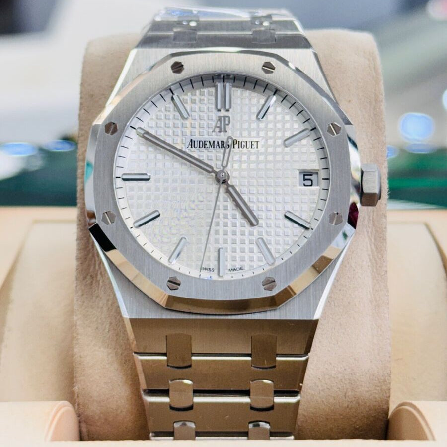 Audemars Piguet Royal Oak Quartz White dial